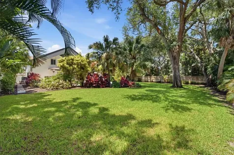 141 Giralda Boulevard NE St Petersburg FL 33704