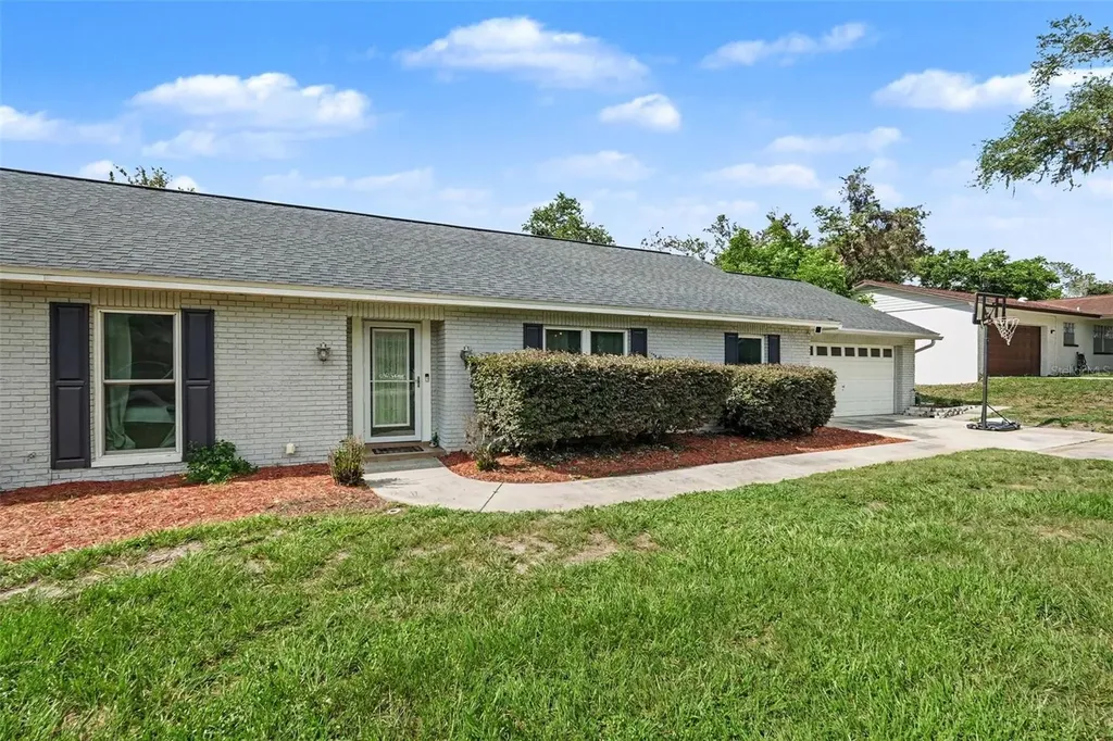 112 W Brentridge Drive Brandon FL 33511