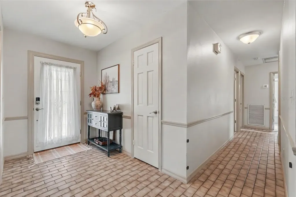 112 W Brentridge Drive Brandon FL 33511