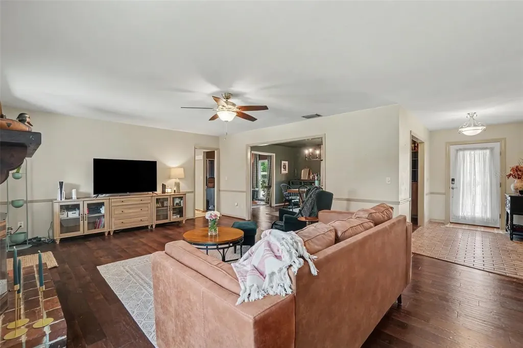 112 W Brentridge Drive Brandon FL 33511