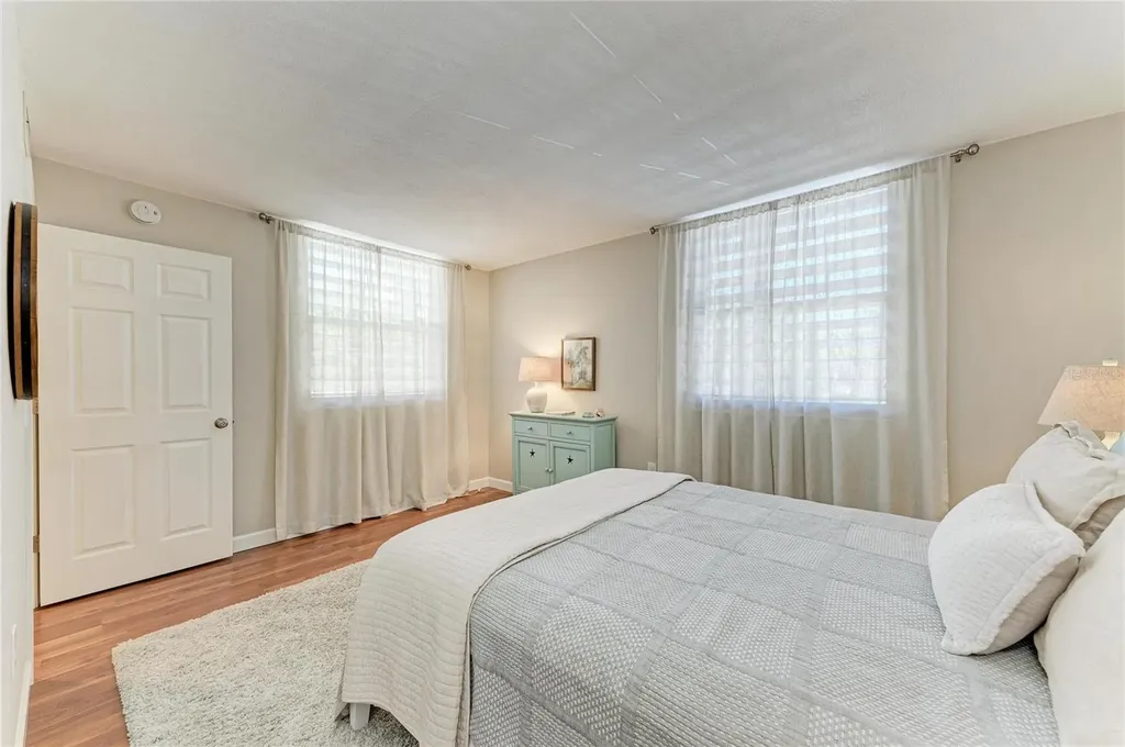 376 Springdale Drive Bradenton FL 34210