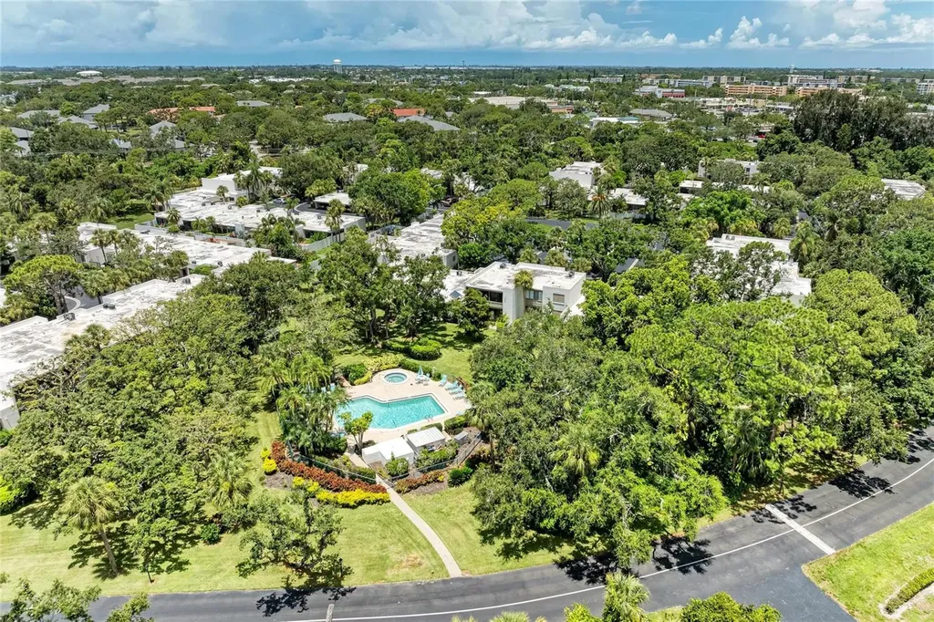 376 Springdale Drive Bradenton FL 34210