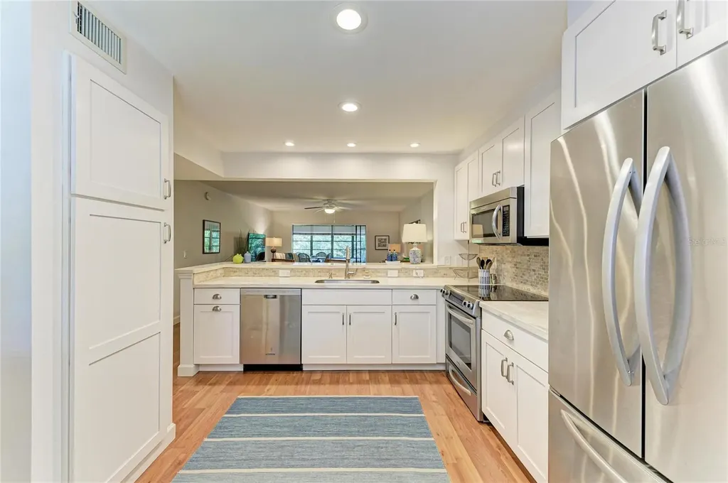 376 Springdale Drive Bradenton FL 34210