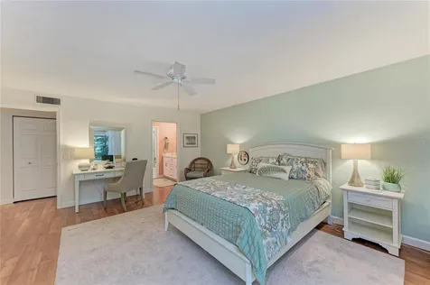 376 Springdale Drive Bradenton FL 34210
