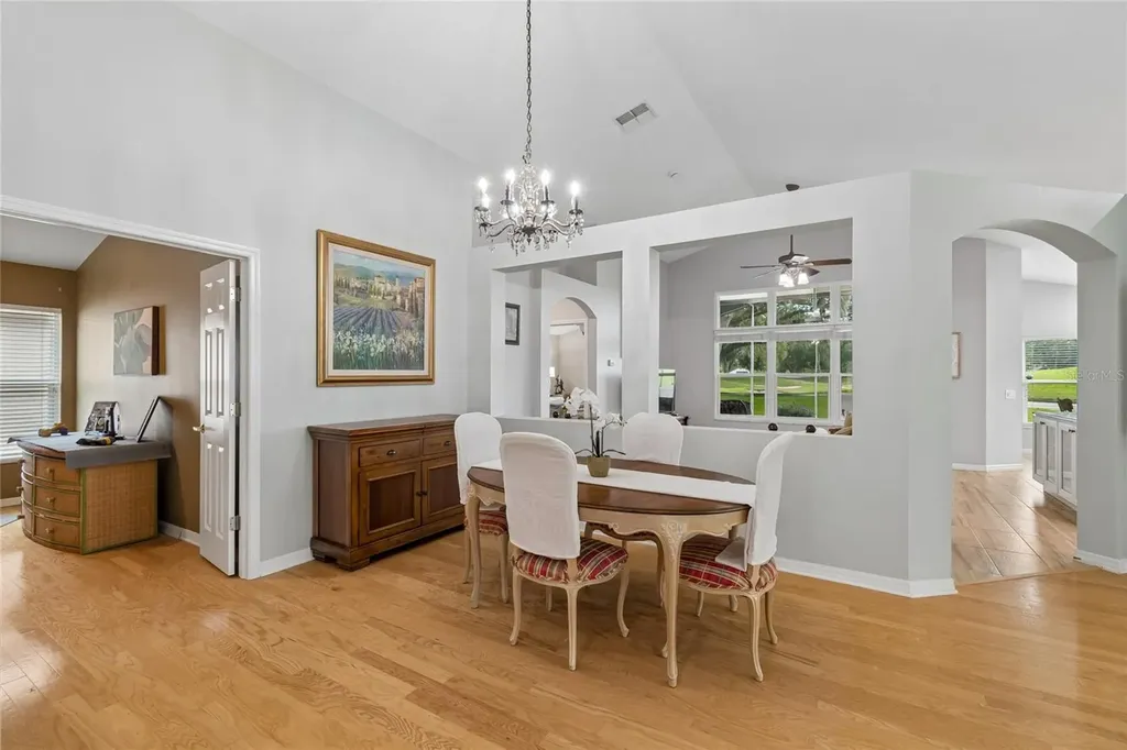 18868 Maisons Drive Lutz FL 33558