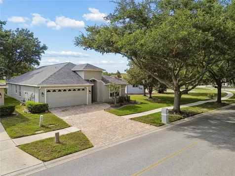 18868 Maisons Drive Lutz FL 33558