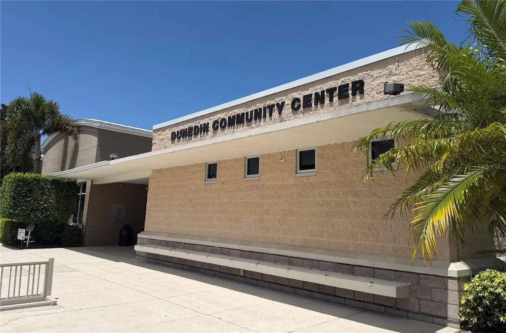 1701 Pinehurst Road Dunedin FL 34698