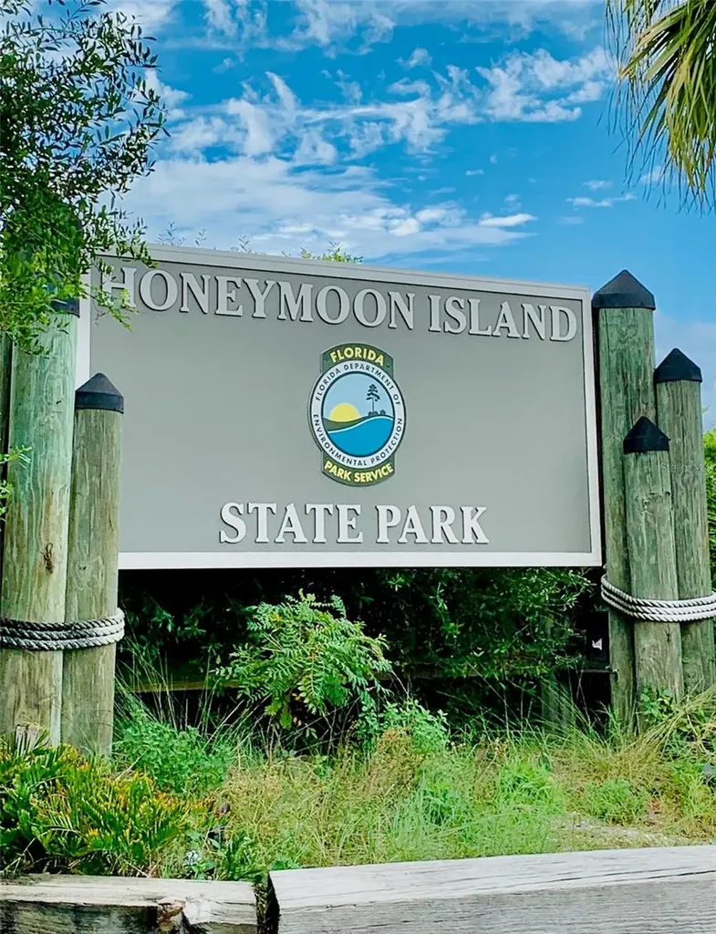1701 Pinehurst Road Dunedin FL 34698
