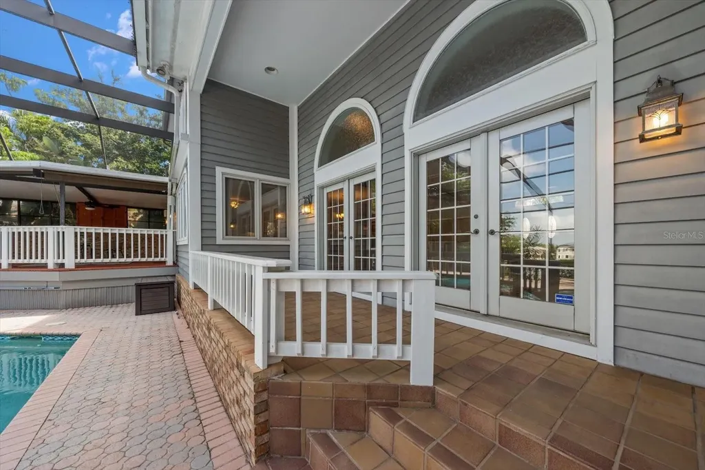 220 Harbor View Lane Largo FL 33770