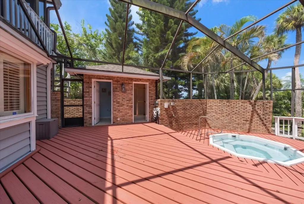 220 Harbor View Lane Largo FL 33770