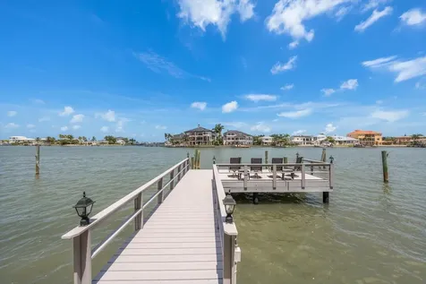 220 Harbor View Lane Largo FL 33770
