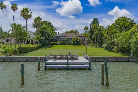220 Harbor View Lane Largo FL 33770