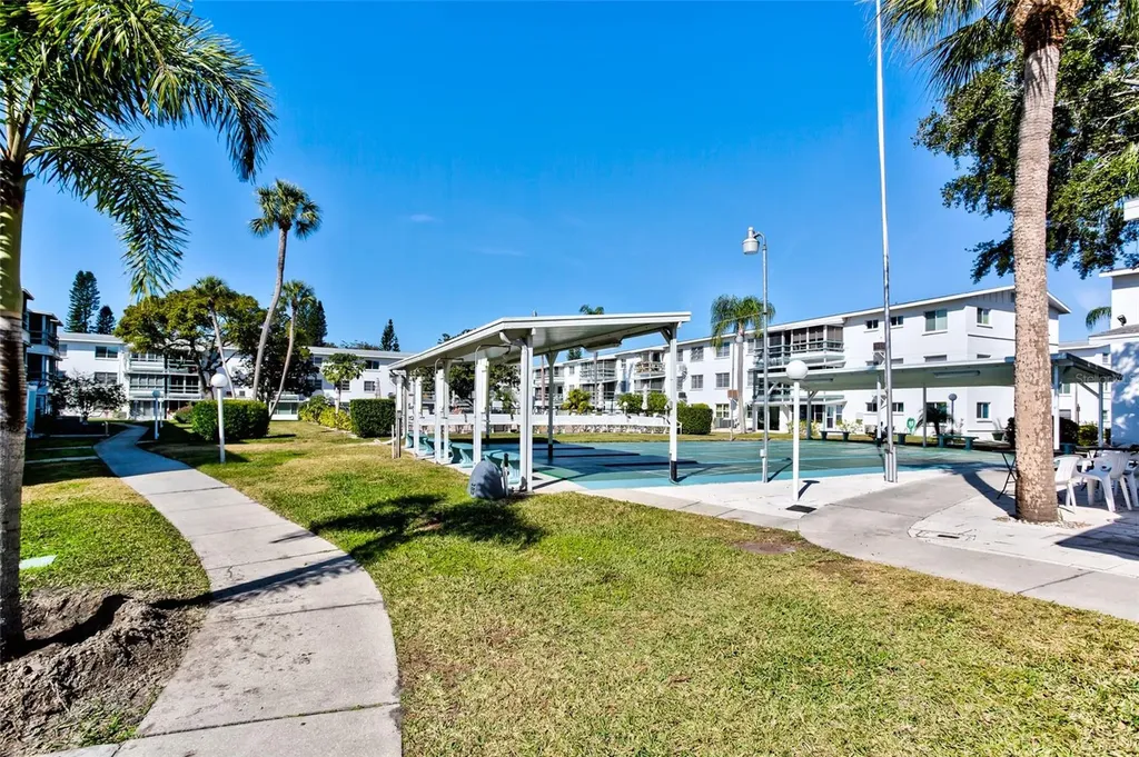 1815 Sunny Drive Bradenton FL 34207