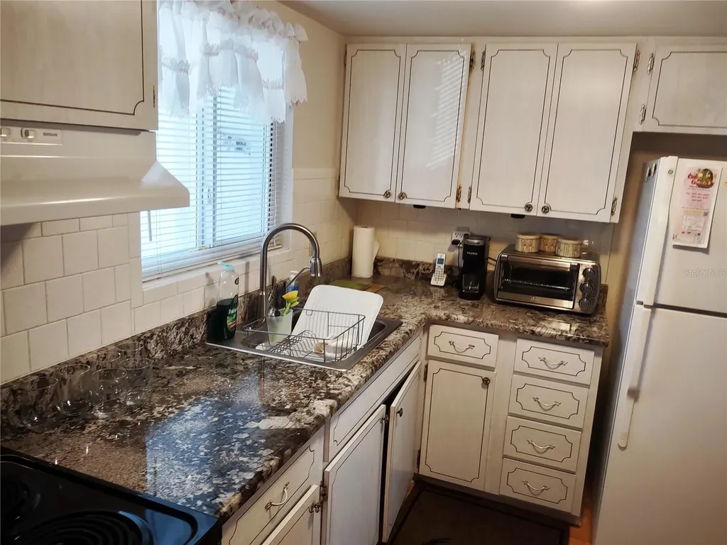 1815 Sunny Drive Bradenton FL 34207