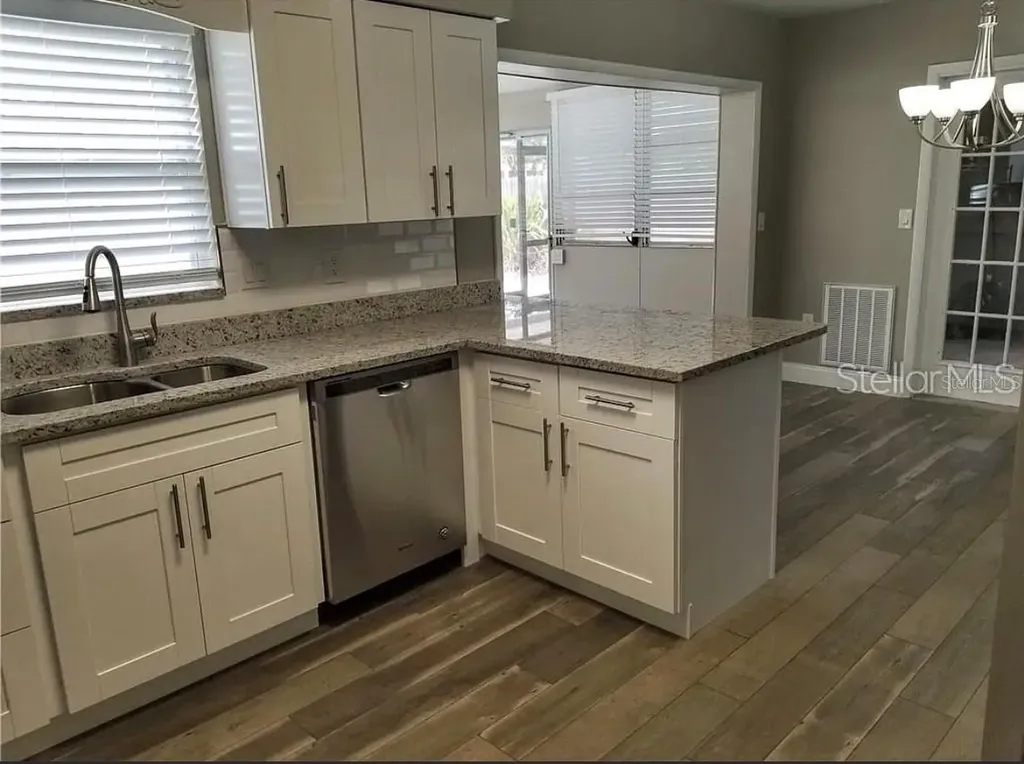 1664 S Evergreen Avenue Clearwater FL 33756