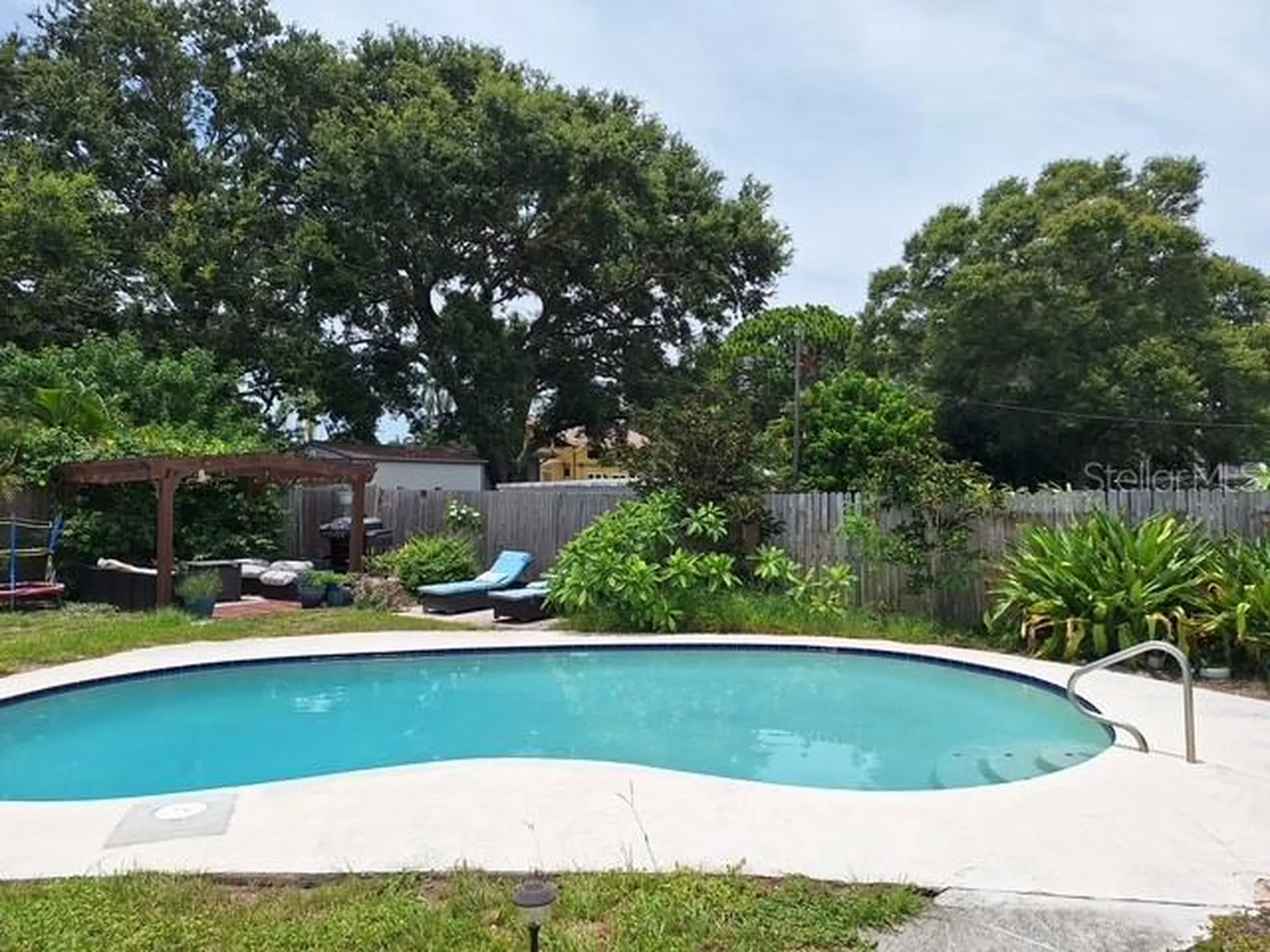 1664 S Evergreen Avenue Clearwater FL 33756