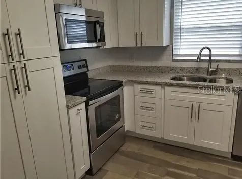 1664 S Evergreen Avenue Clearwater FL 33756