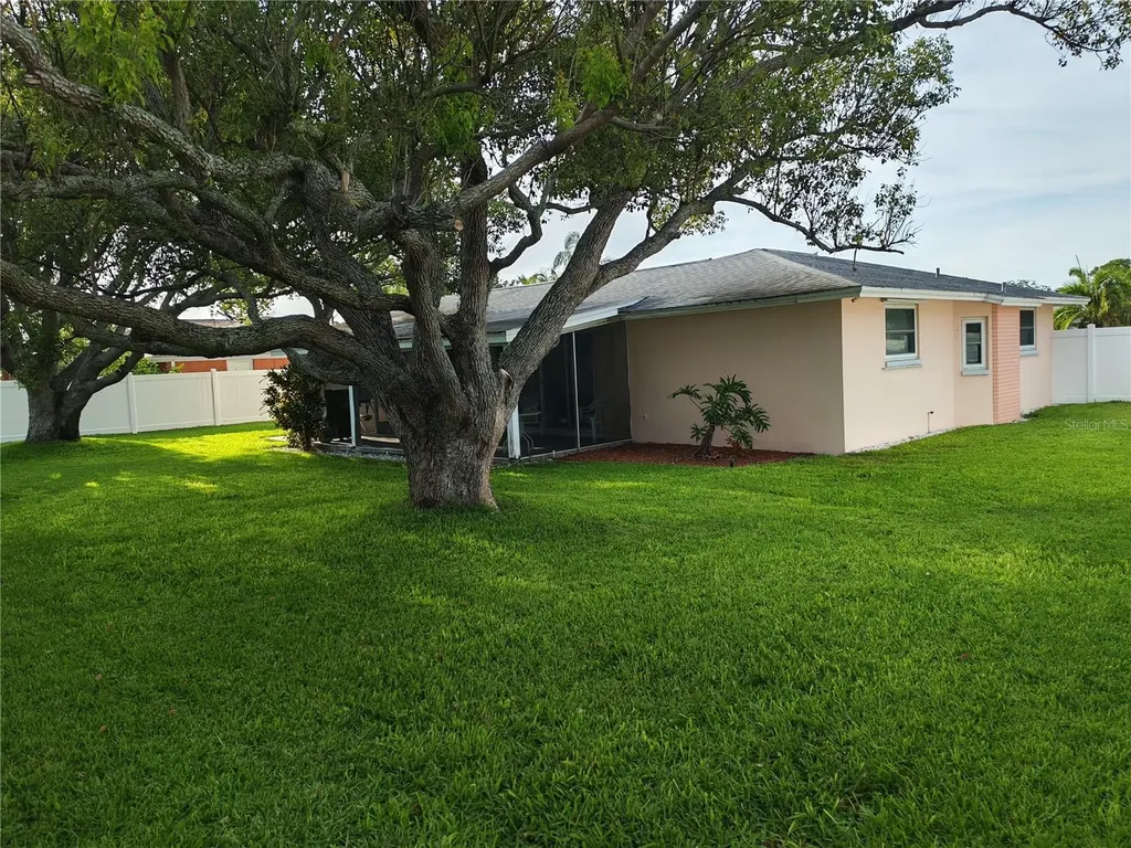 7708 Rosewood Drive Port Richey FL 34668