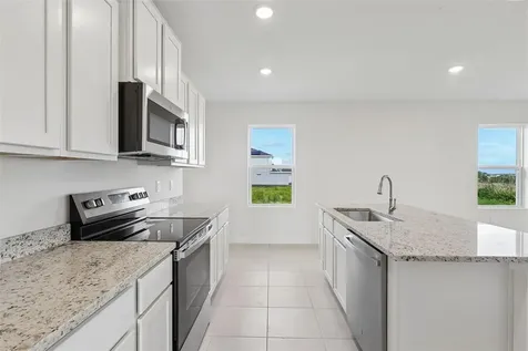 1976 Diamond Head Circle Haines City FL 33844