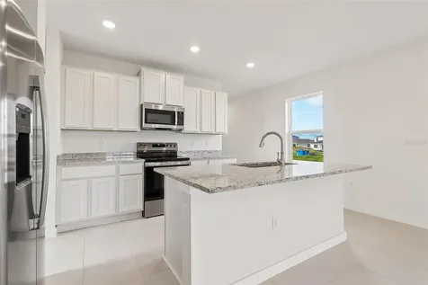 1976 Diamond Head Circle Haines City FL 33844