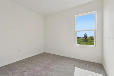 1976 Diamond Head Circle Haines City FL 33844