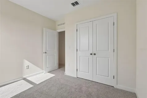 1976 Diamond Head Circle Haines City FL 33844