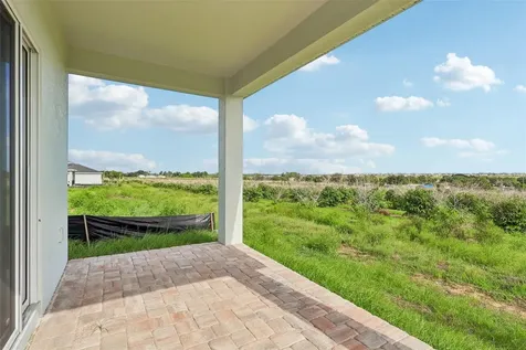 1976 Diamond Head Circle Haines City FL 33844