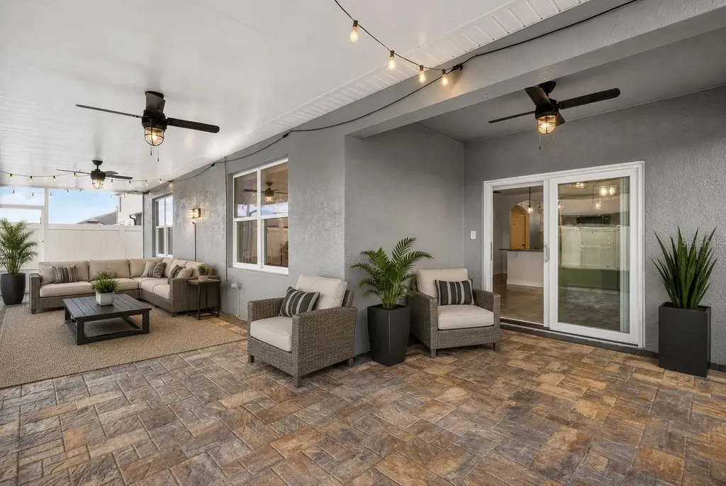2001 Apalachicola Lane Sanford FL 32771
