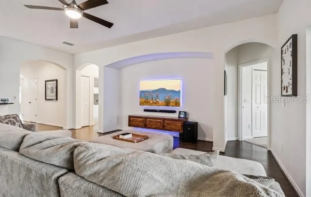 17829 Olive Oak Way Orlando FL 32820