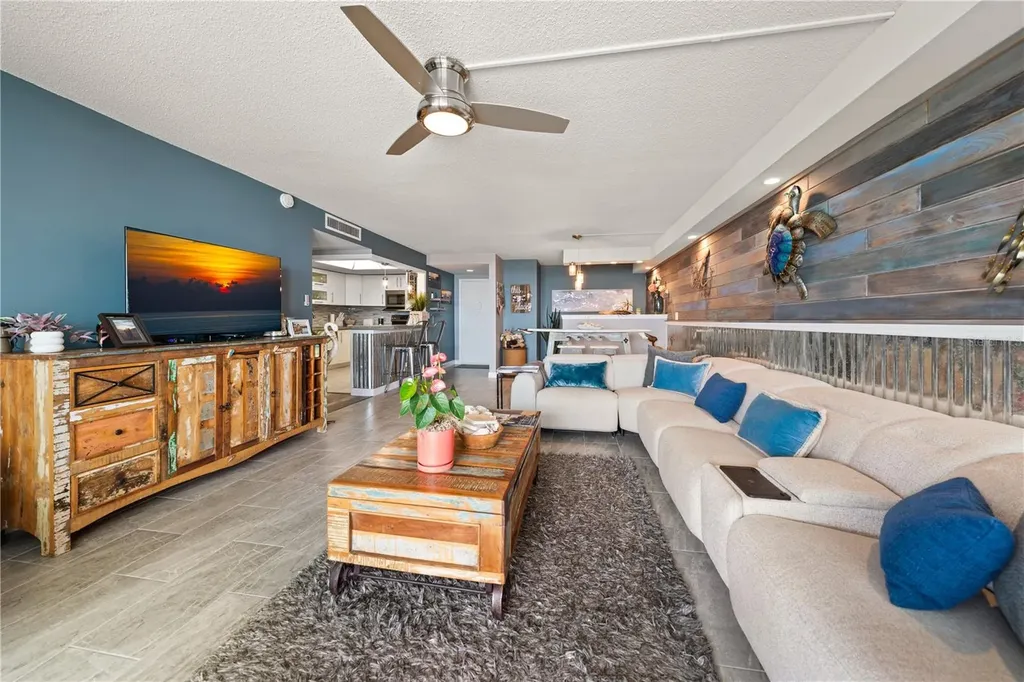 675 S Gulfview Boulevard Clearwater Beach FL 33767