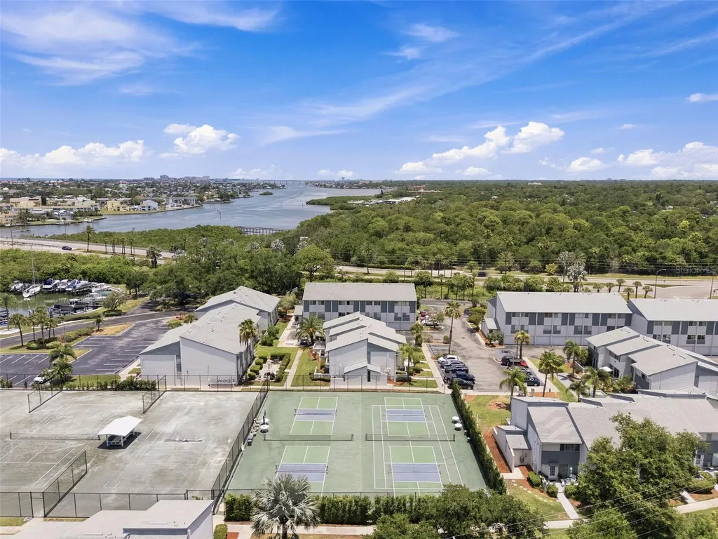 14800 Walsingham Road Largo FL 33774