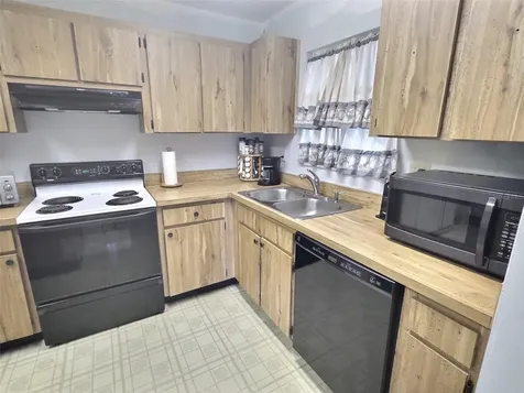 2922 Lichen Lane Clearwater FL 33760