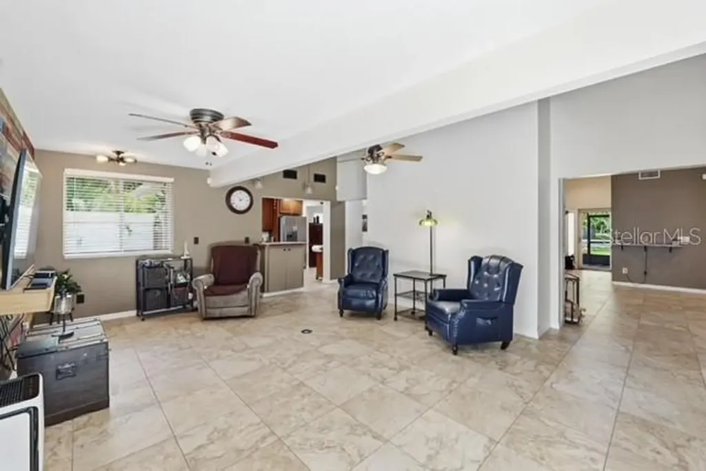 24016 Starling Circle Land O Lakes FL 34639