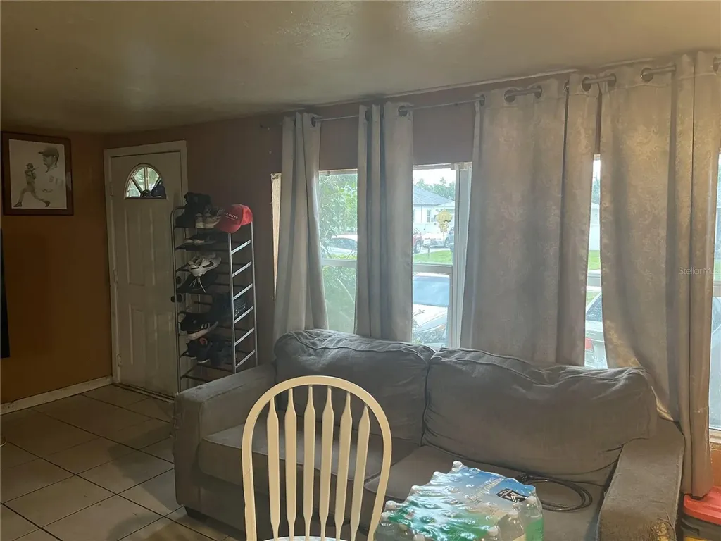 1127 Auburn Street Clearwater FL 33756