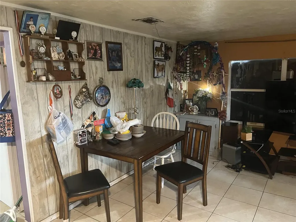 1127 Auburn Street Clearwater FL 33756