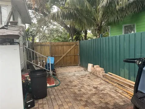 1127 Auburn Street Clearwater FL 33756