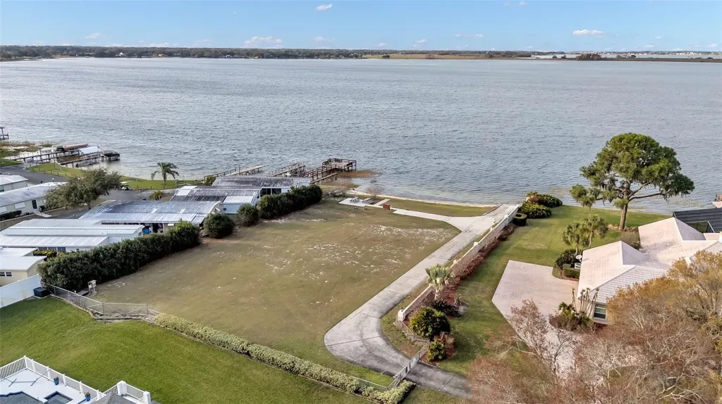 109 Van Fleet Court Auburndale FL 33823