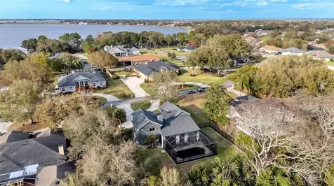 109 Van Fleet Court Auburndale FL 33823