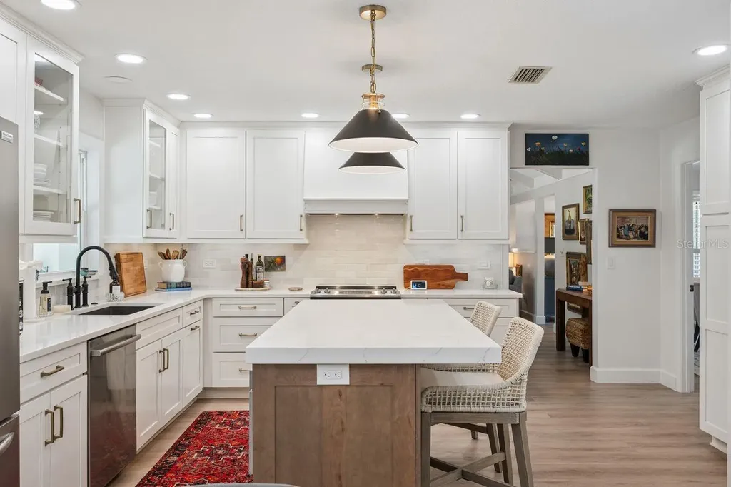 516 Woodview Drive Longwood FL 32779