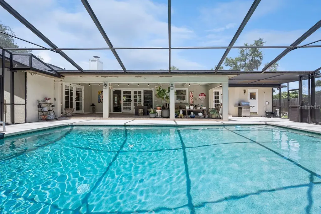 516 Woodview Drive Longwood FL 32779