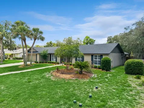 516 Woodview Drive Longwood FL 32779