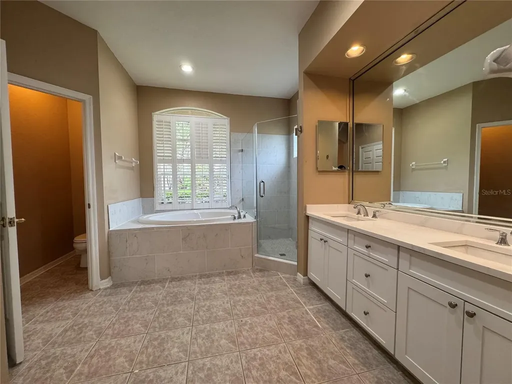 10207 Quails Landing Avenue Tampa FL 33647