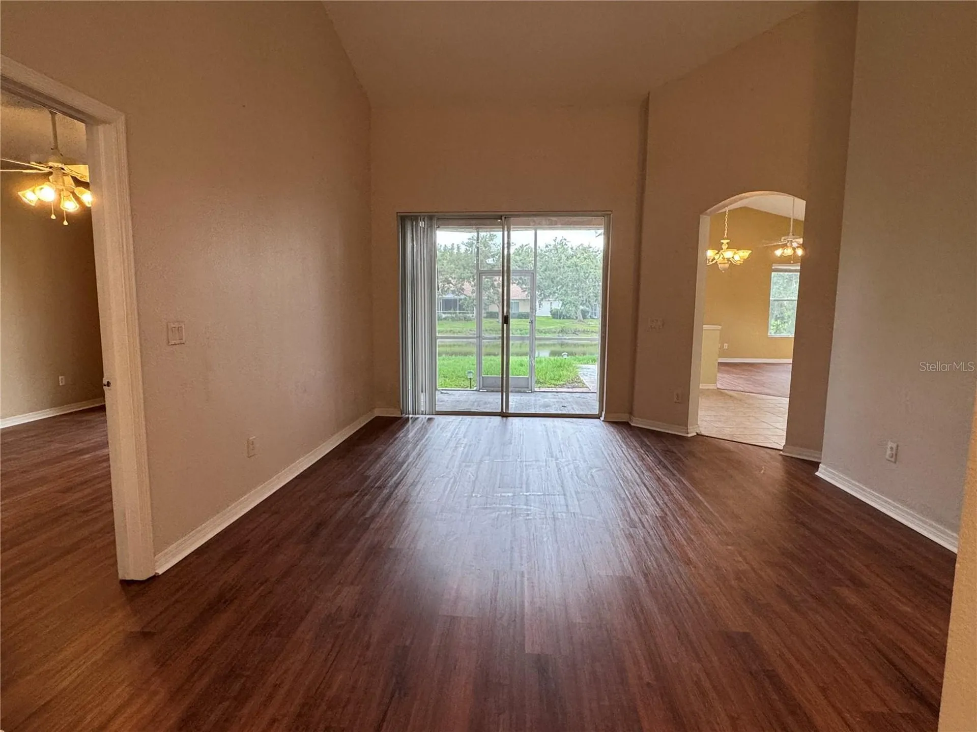 10207 Quails Landing Avenue Tampa FL 33647