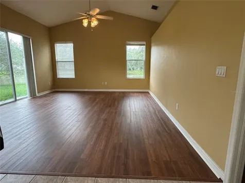 10207 Quails Landing Avenue Tampa FL 33647