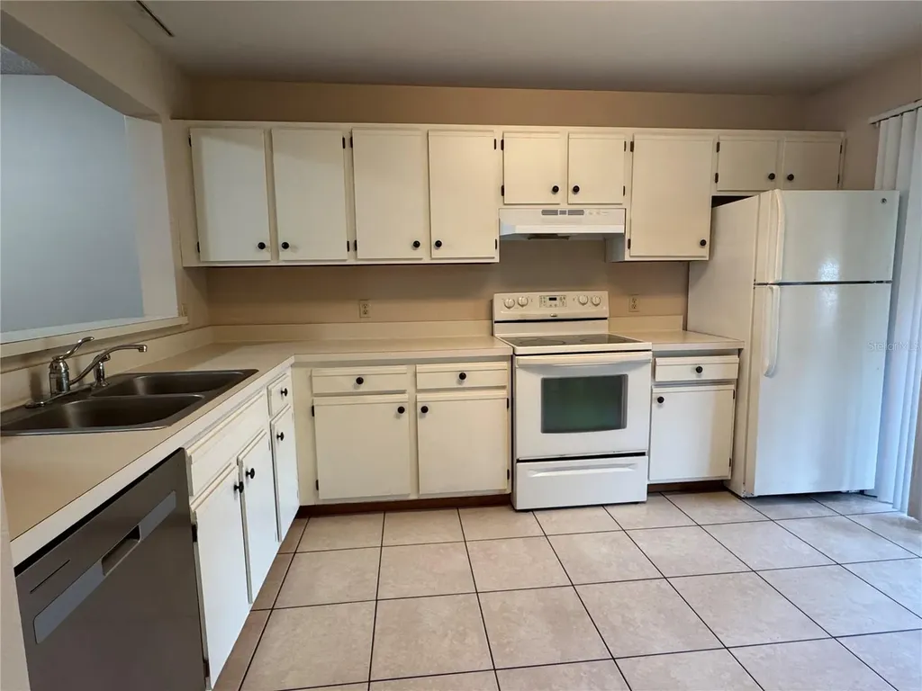 5100 Burchette Road Tampa FL 33647