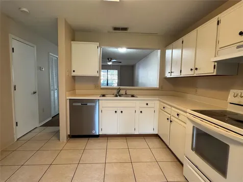 5100 Burchette Road Tampa FL 33647