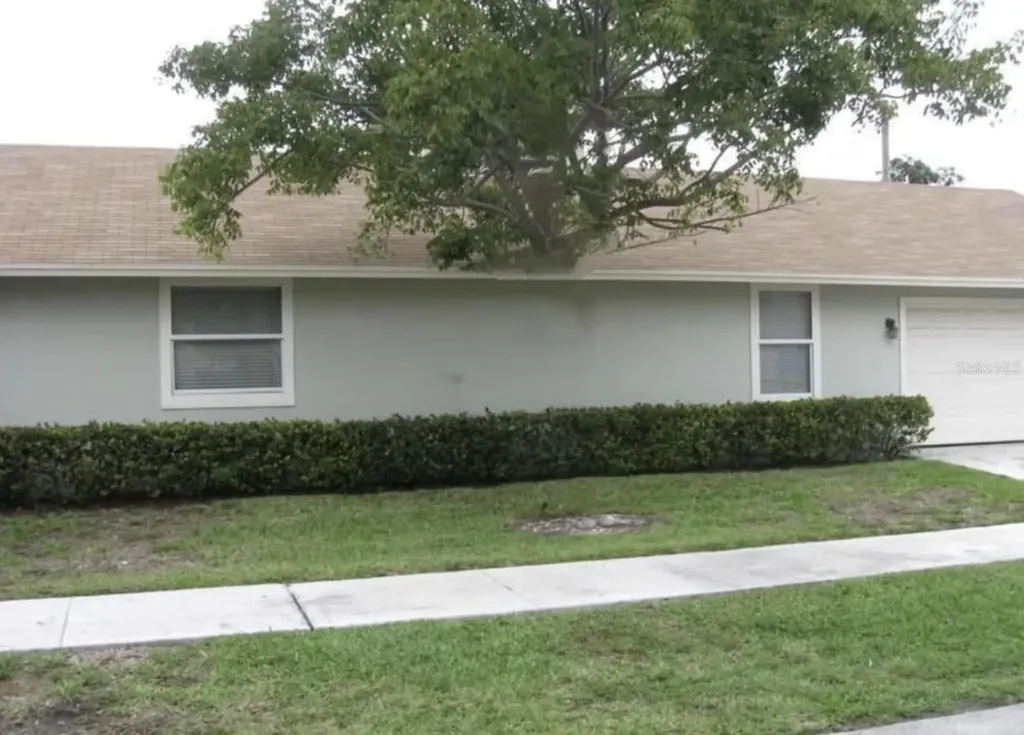 1209 S Dixie Highway Delray Beach FL 33483