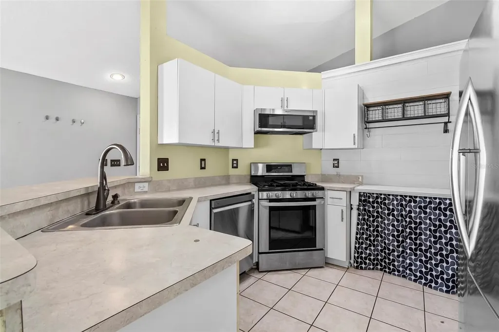 1239 Avonwood Court Lutz FL 33559