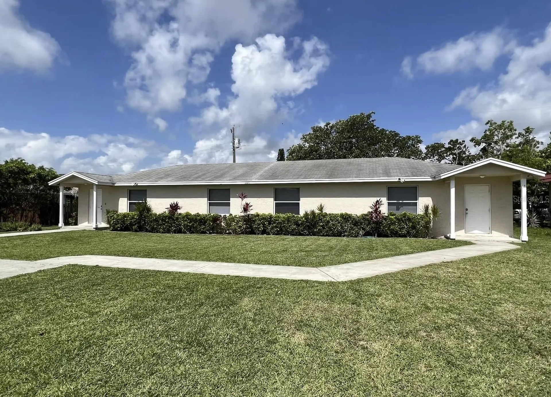 2211 SE 3rd Street Boynton Beach FL 33435