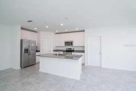 2821 Armstrong Avenue Clermont FL 34714